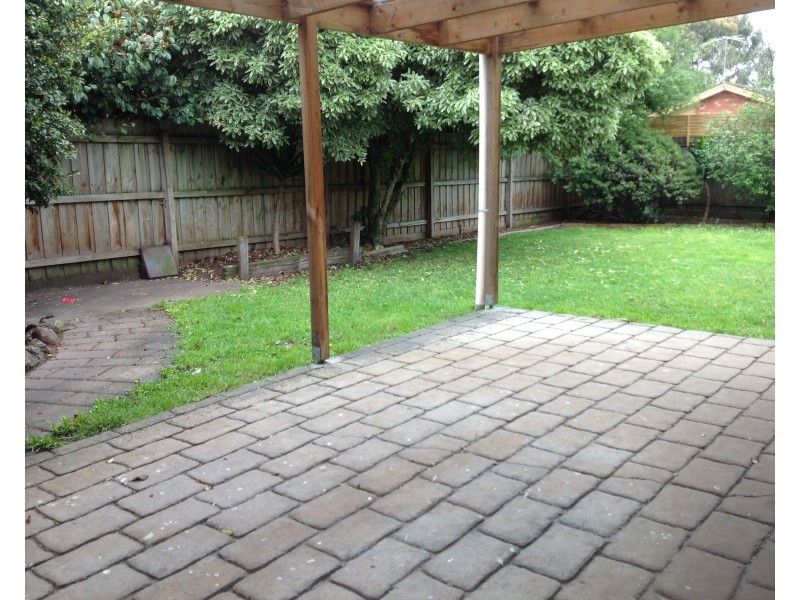 4 Balmoral Court, Rowville VIC 3178