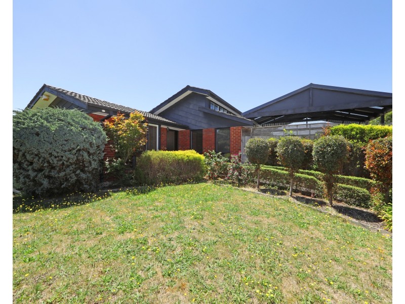 1 Hollyview  Court, Rowville VIC 3178