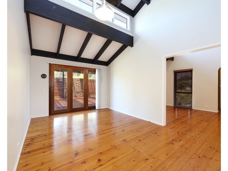 1 Hollyview  Court, Rowville VIC 3178