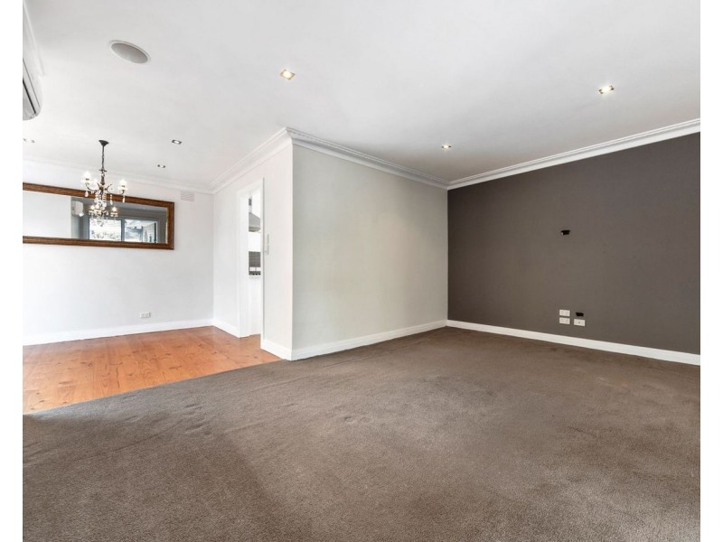 4 Karabil Close, Scoresby VIC 3179