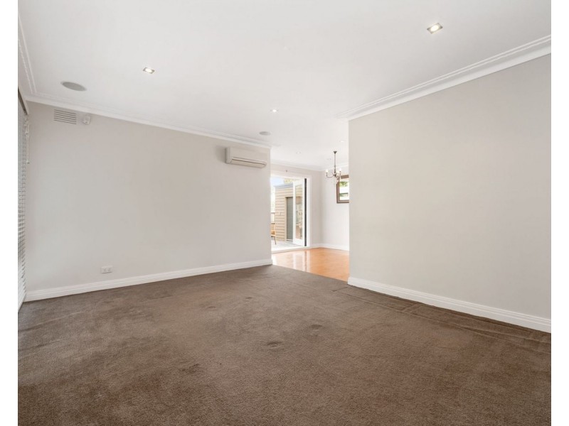 4 Karabil Close, Scoresby VIC 3179