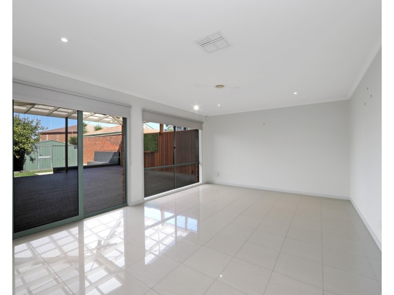 15 Telfer Court, Rowville VIC 3178