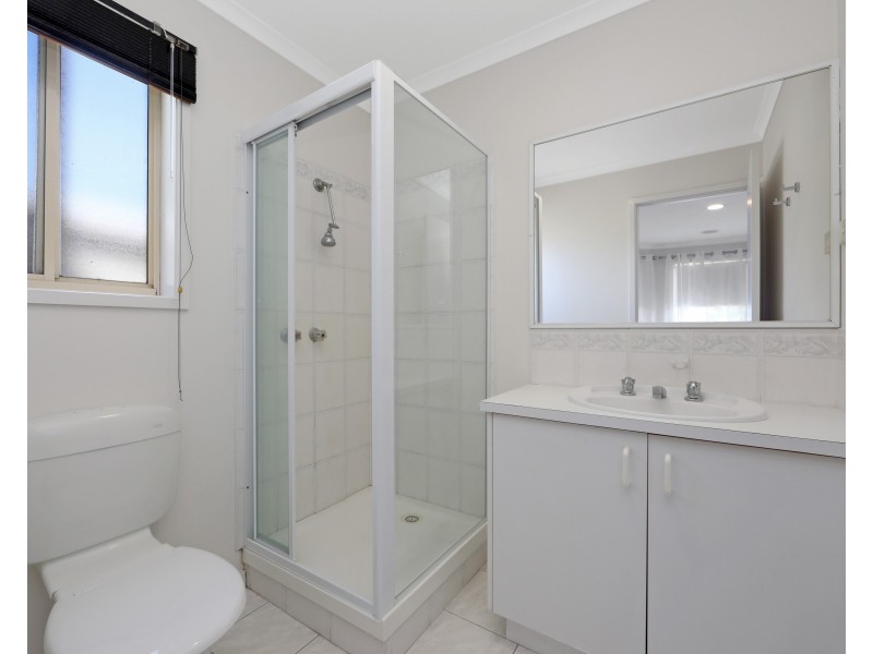 27 Farview Drive, Rowville VIC 3178