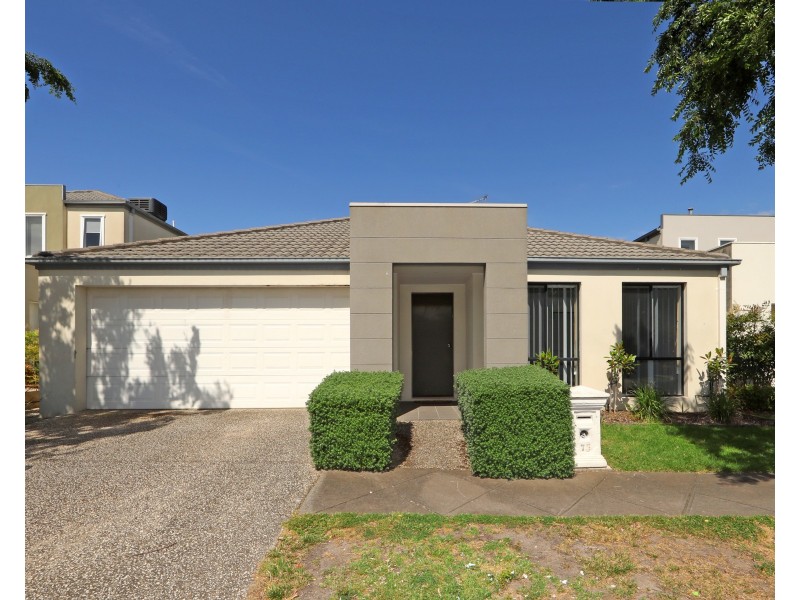 75 Sovereign Manors Crescent, Rowville VIC 3178