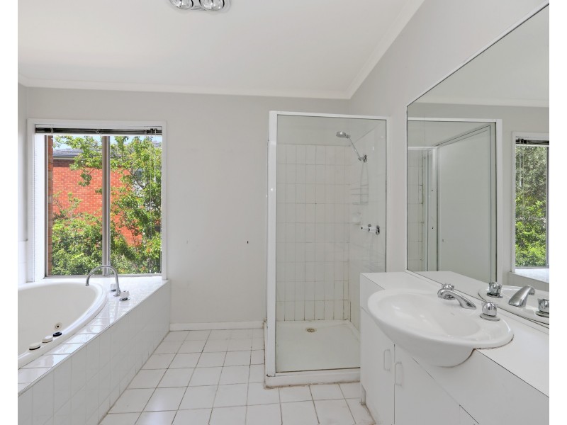 156 Turramurra Drive, Rowville VIC 3178