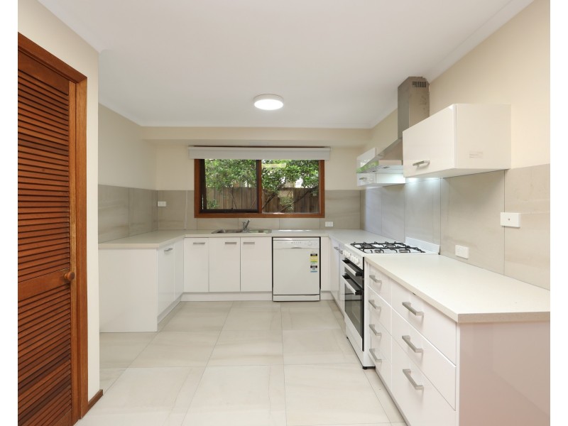 8 Cann Place, Rowville VIC 3178