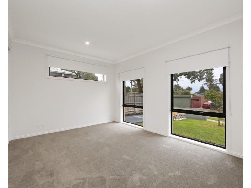 2/21 Stamford Crescent, Rowville VIC 3178