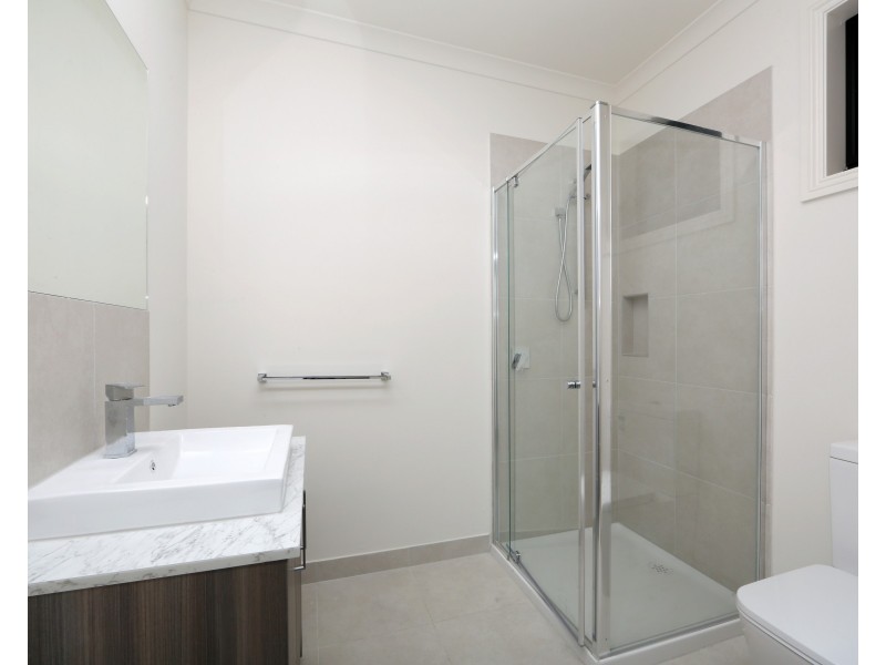 2/21 Stamford Crescent, Rowville VIC 3178