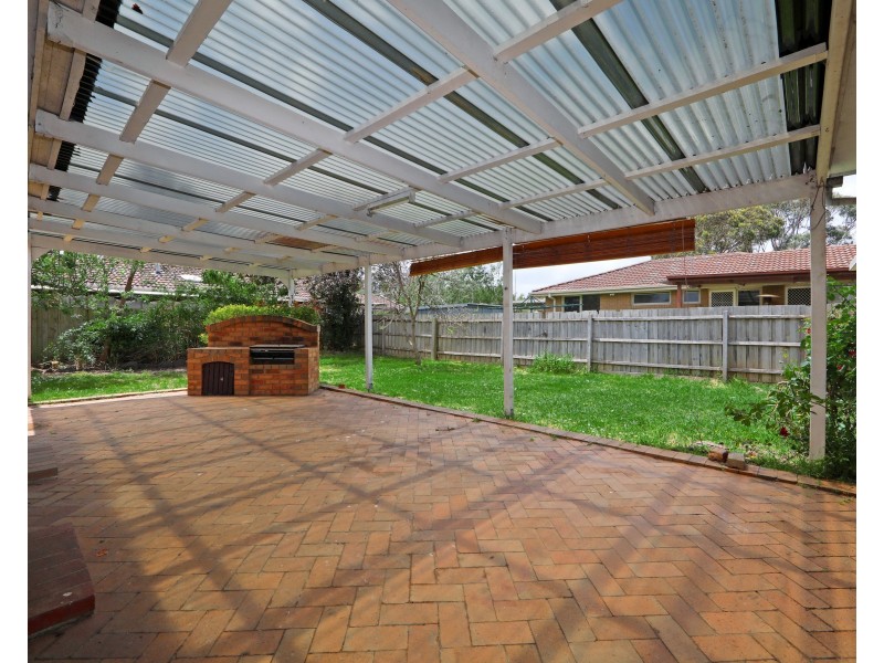 42 Willow Ave, Rowville VIC 3178