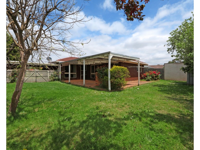 42 Willow Ave, Rowville VIC 3178
