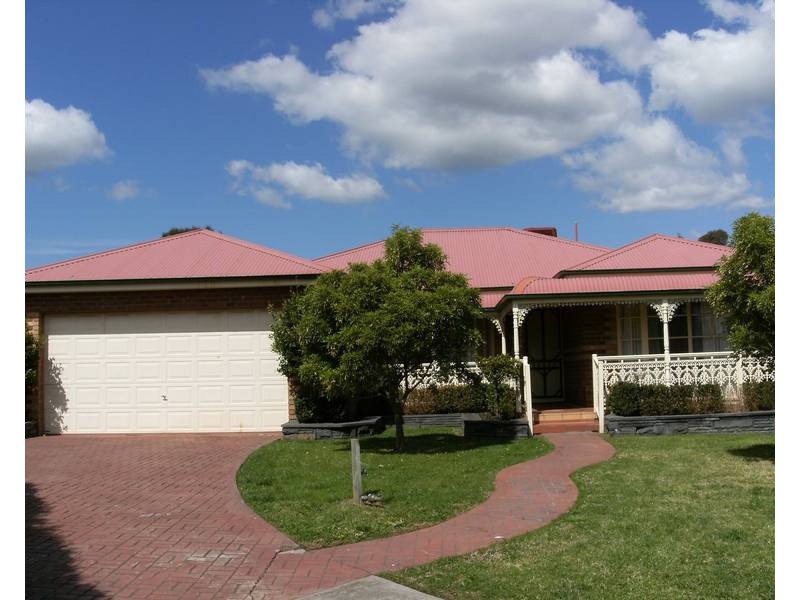 3 Maitland Close, Rowville VIC 3178