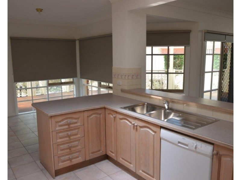 3 Maitland Close, Rowville VIC 3178