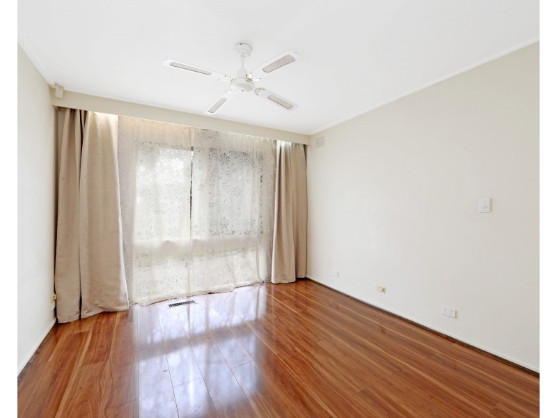 118 Outlook  Drive, Dandenong North VIC 3175