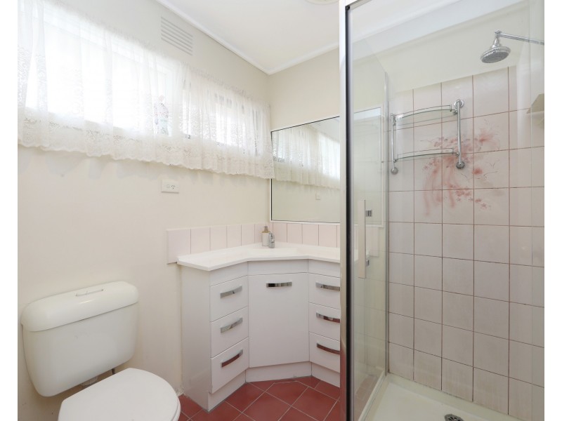 118 Outlook  Drive, Dandenong North VIC 3175