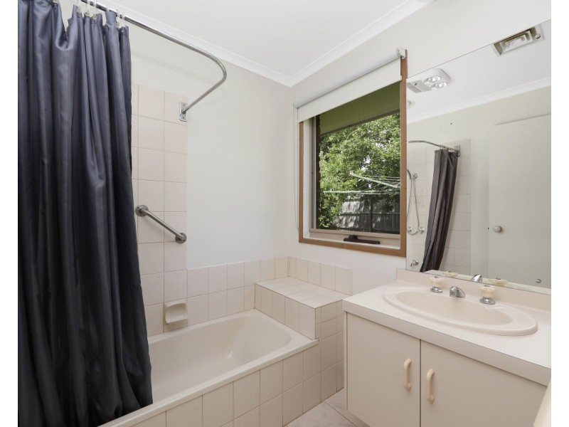 39 Vista Crescent, Rowville VIC 3178