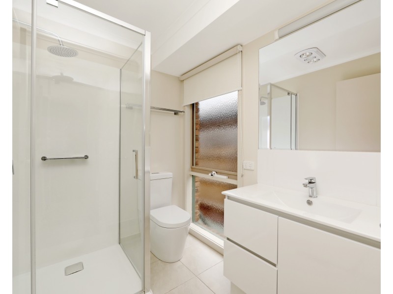 13 Crusoe Drive, Lysterfield VIC 3156