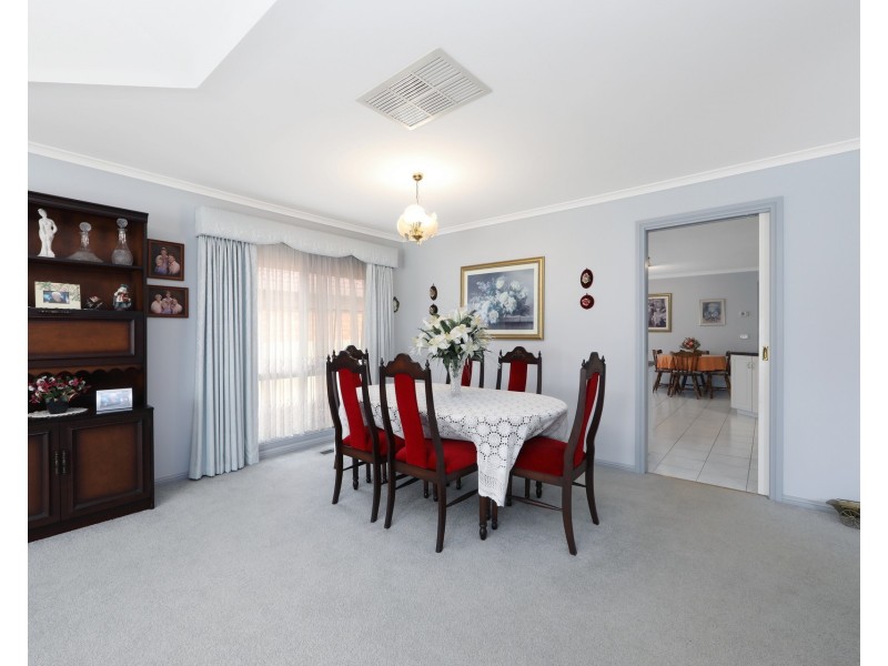 14 Amazon Court, Rowville VIC 3178