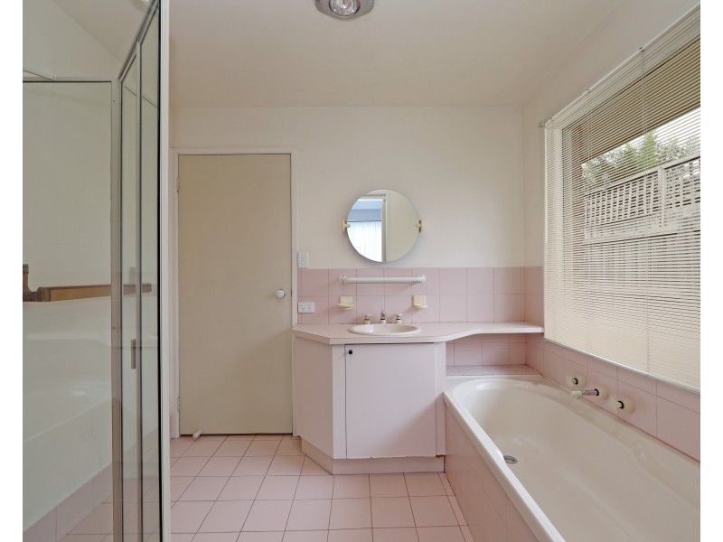 23 Lambourne Avenue, Rowville VIC 3178