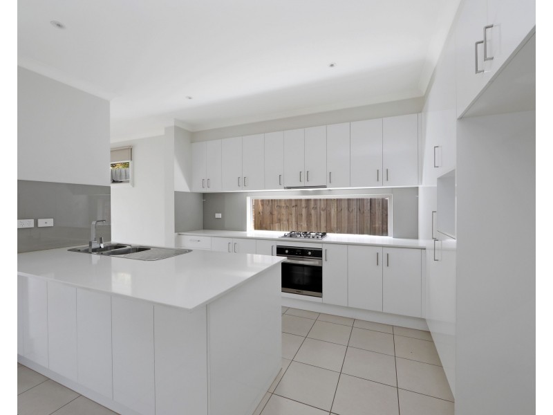 2/5 O’Connor Road, Knoxfield VIC 3180