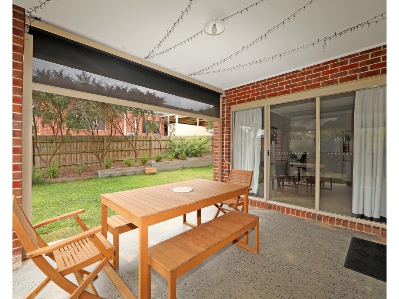 15 Riparian Way, Ferntree Gully VIC 3156
