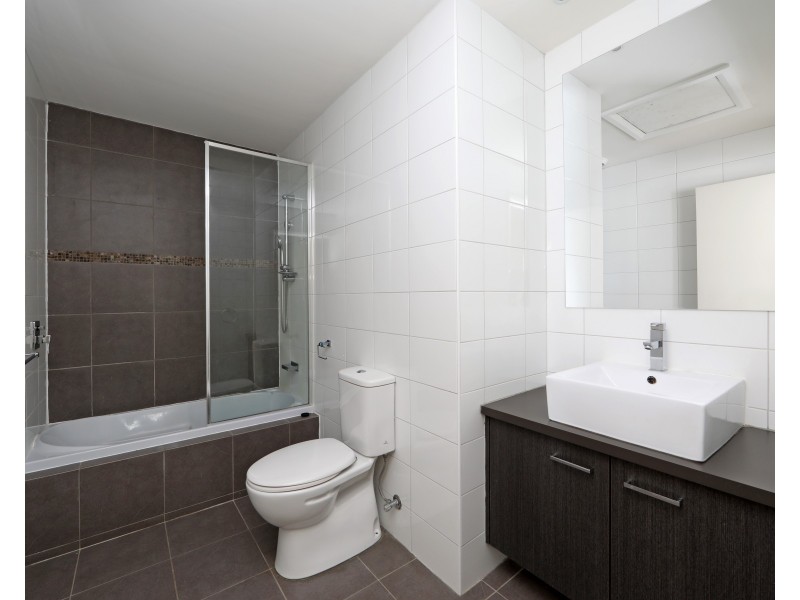 3 Lakeview Avenue, Rowville VIC 3178