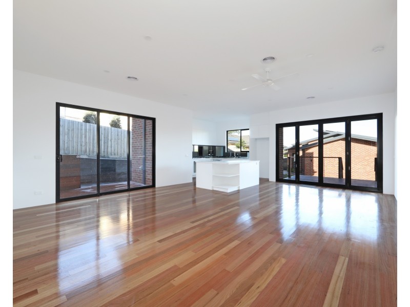 1/7 Blucher Street, Ferntree Gully VIC 3156