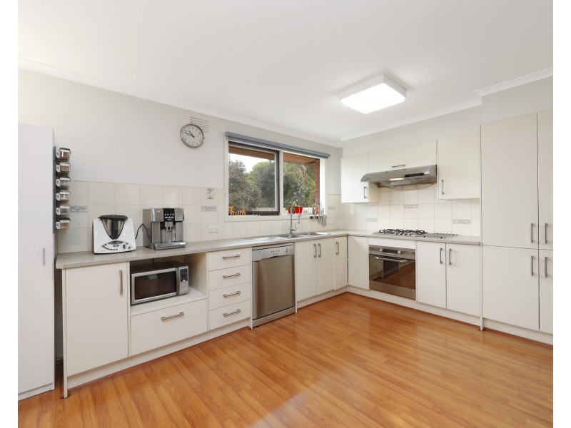 17 Bexsarm Crescent, Rowville VIC 3178