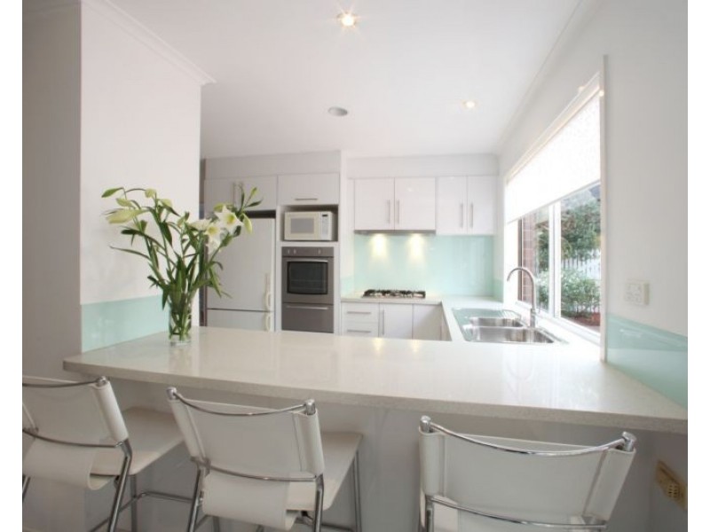 2 Stableford Court, Rowville VIC 3178