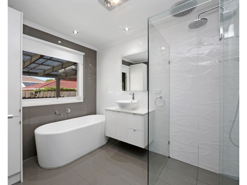 54 Airedale Way, Rowville VIC 3178