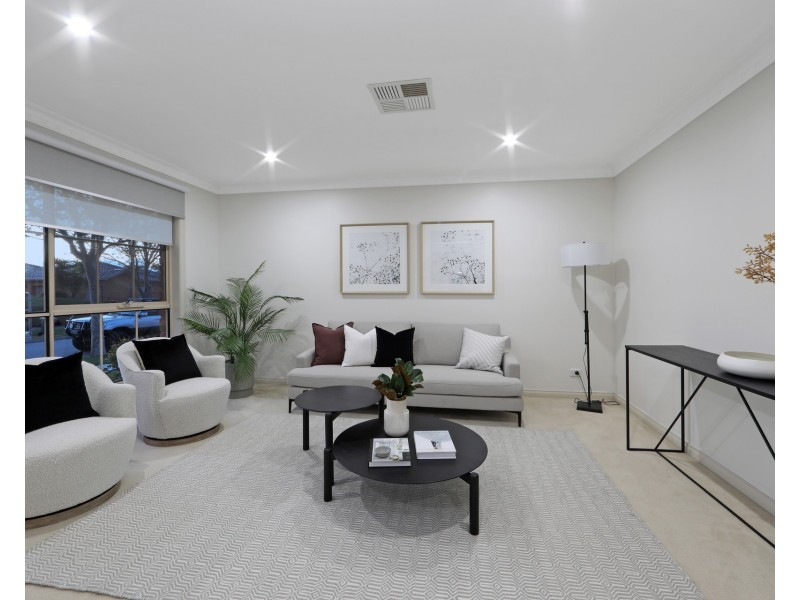 5 Finley Court, Endeavour Hills VIC 3802