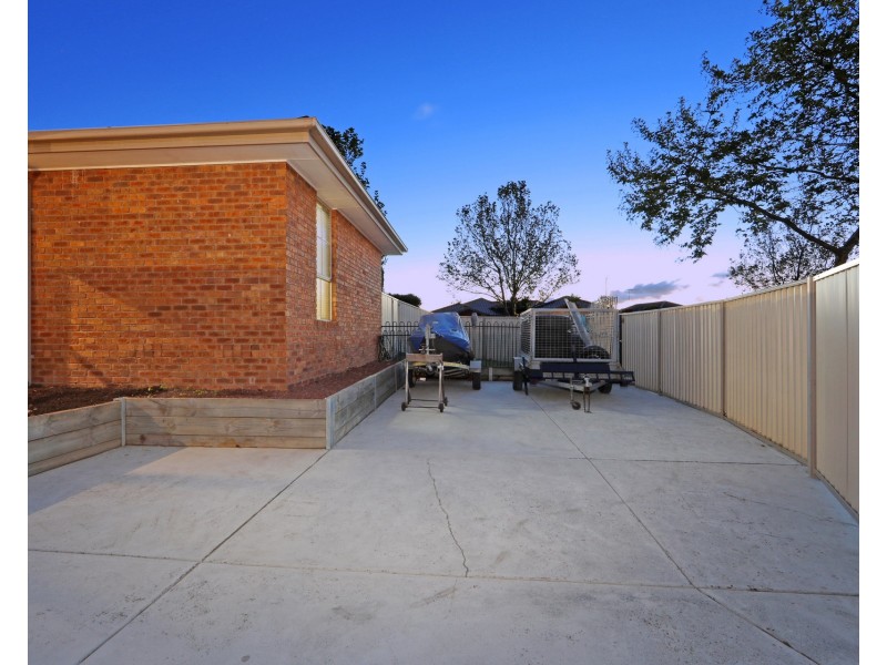 5 Finley Court, Endeavour Hills VIC 3802