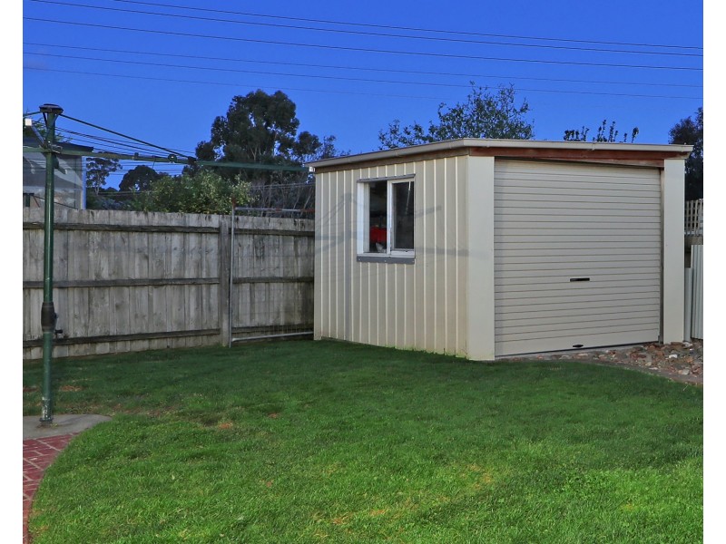 5 Finley Court, Endeavour Hills VIC 3802