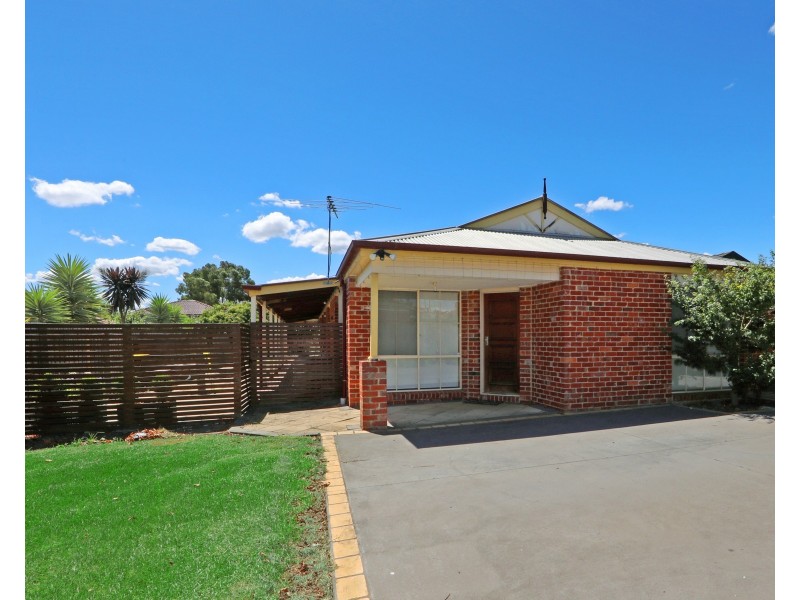 10 Elaine Place, Rowville VIC 3178