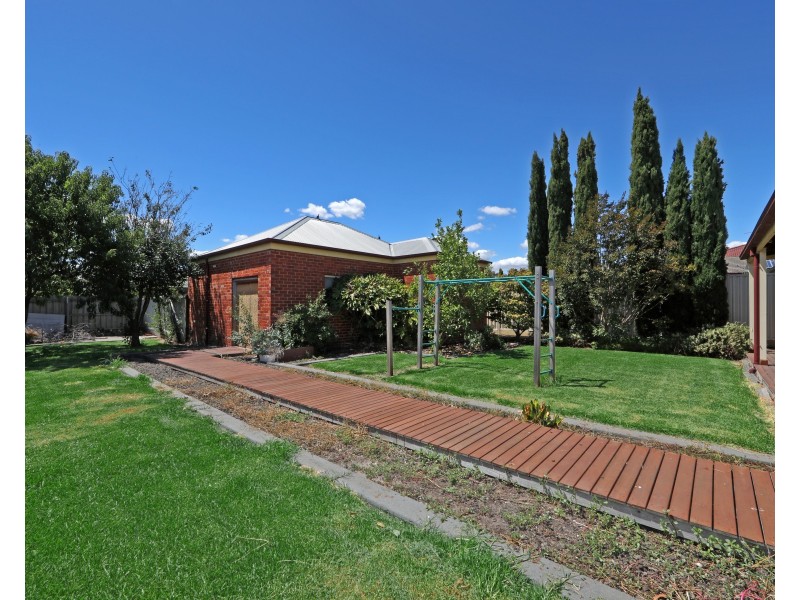 10 Elaine Place, Rowville VIC 3178