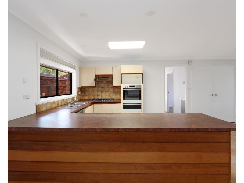 21 Erie Avenue, Rowville VIC 3178