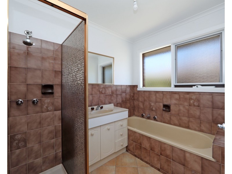 21 Erie Avenue, Rowville VIC 3178