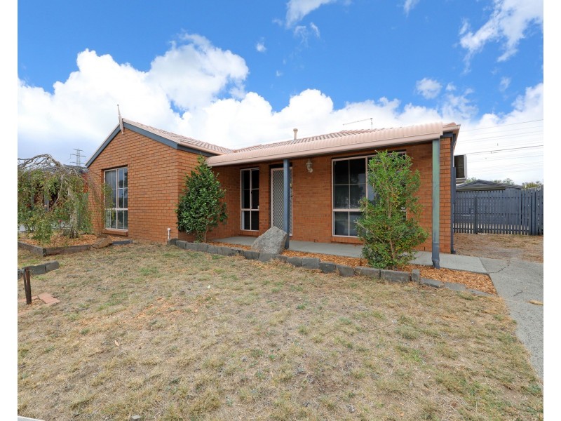 34 Geraldine Drive, Hampton Park VIC 3976