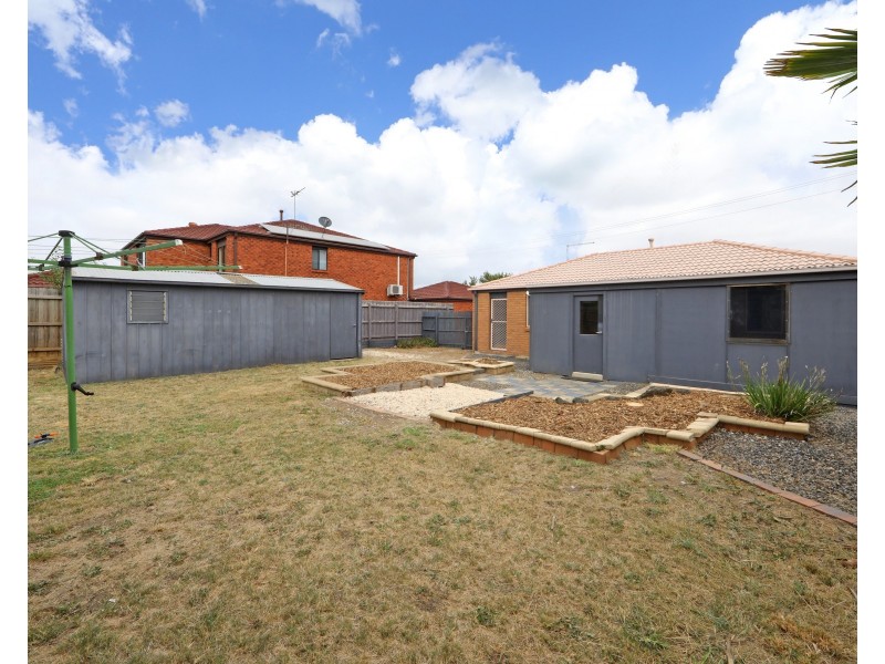 34 Geraldine Drive, Hampton Park VIC 3976