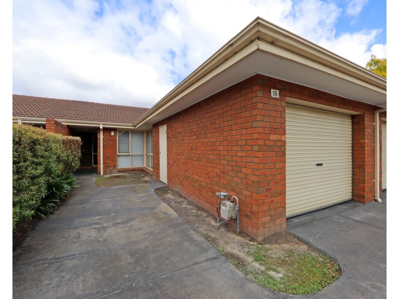 15/9-13 Wetherby Road, Doncaster VIC 3108