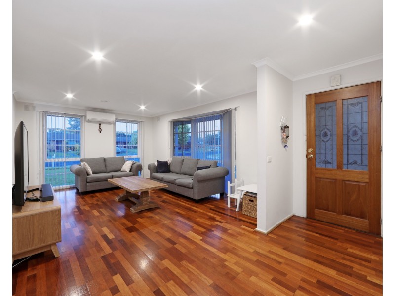 258 Windermere Drive, Ferntree Gully VIC 3156