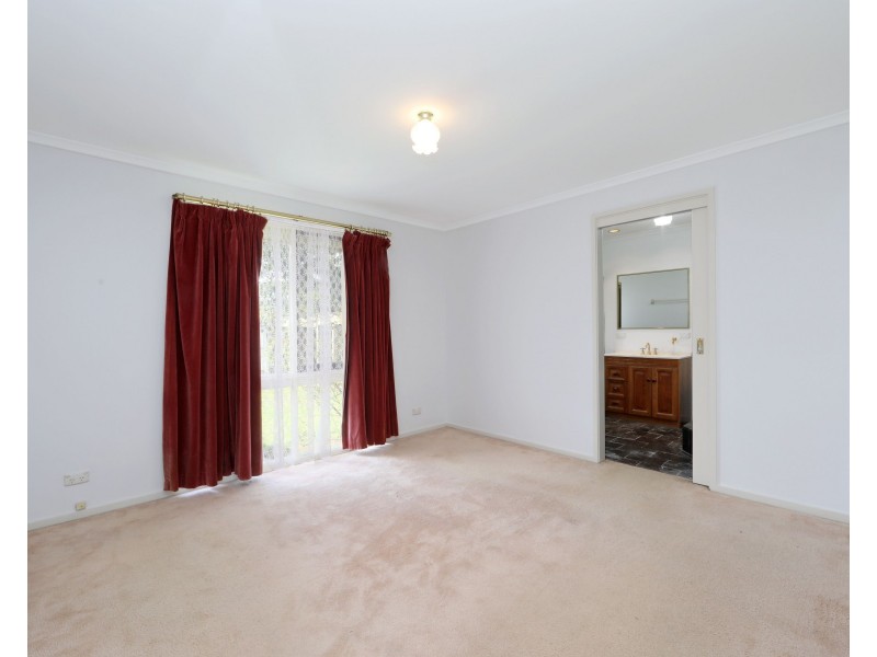 156 Taylors Lane, Rowville VIC 3178