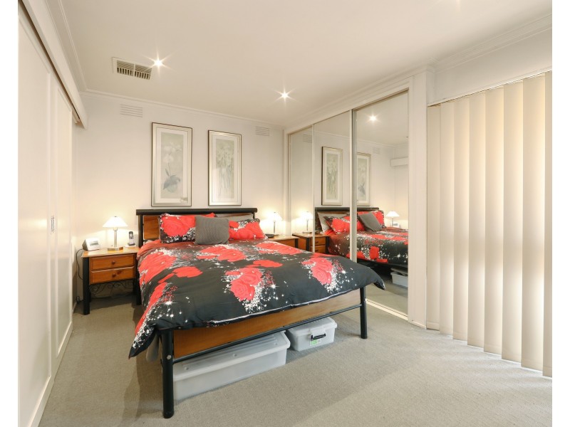 4 Netherby Avenue, Wheelers Hill VIC 3150