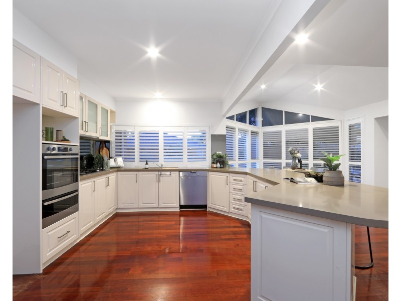 2 Jenna Court, Rowville VIC 3178