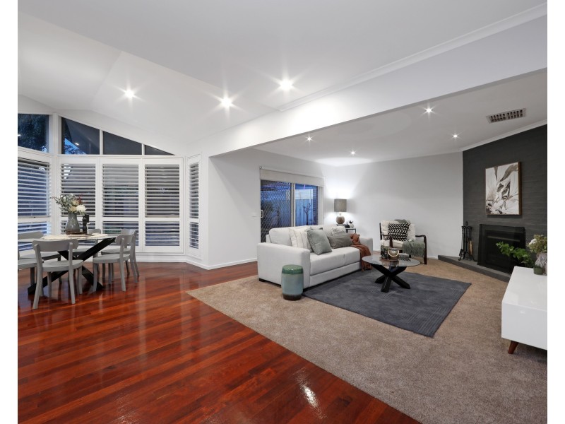 2 Jenna Court, Rowville VIC 3178