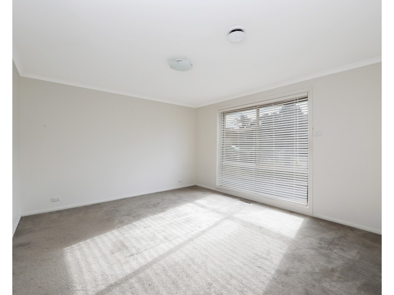 31 Woodside Drive, Rowville VIC 3178