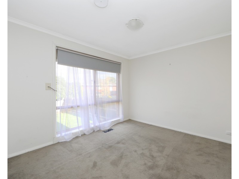 31 Woodside Drive, Rowville VIC 3178