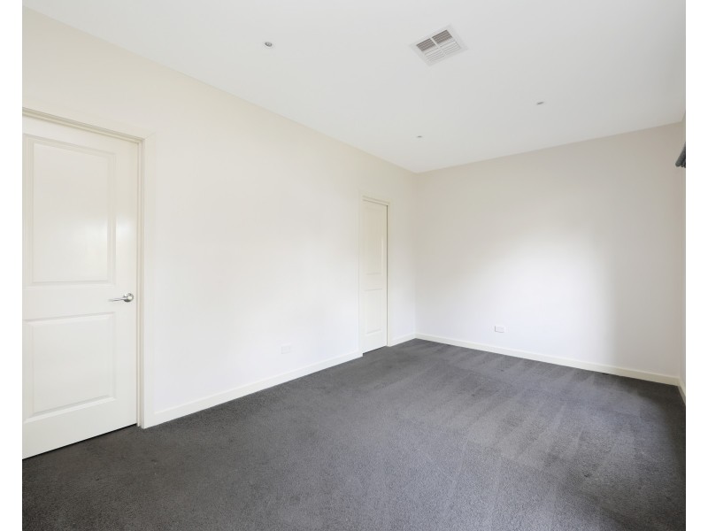 1/17 Denver Crescent, Rowville VIC 3178