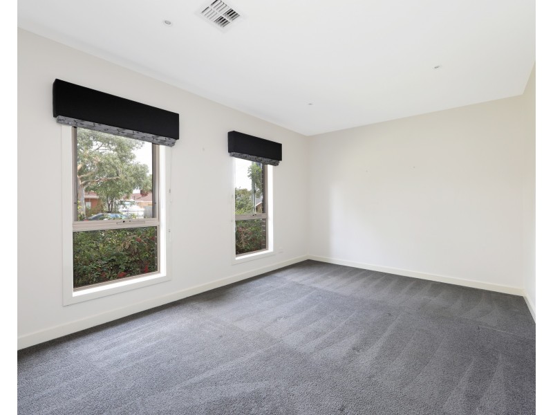 1/17 Denver Crescent, Rowville VIC 3178