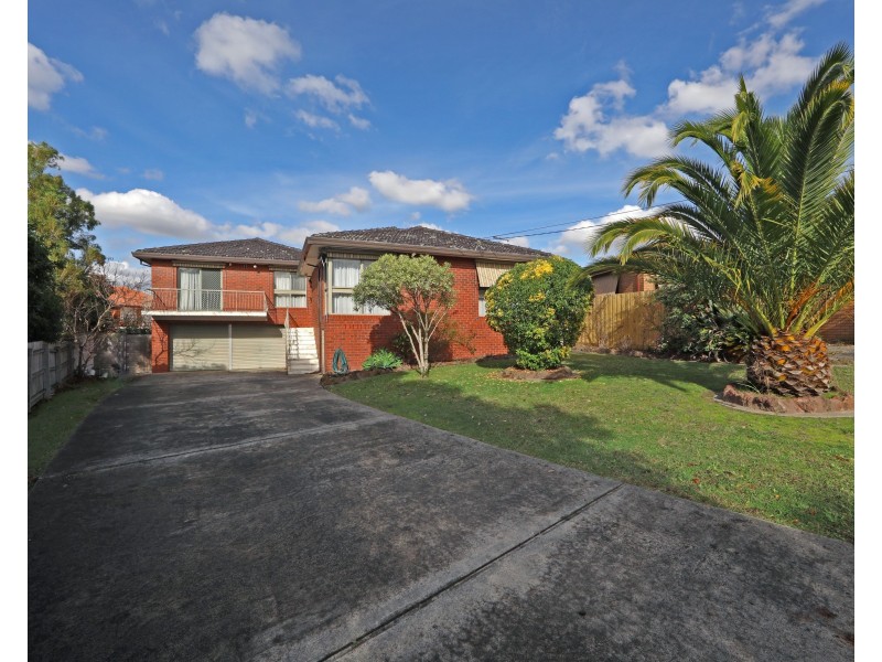 7 Scenic  Court, Dandenong North VIC 3175