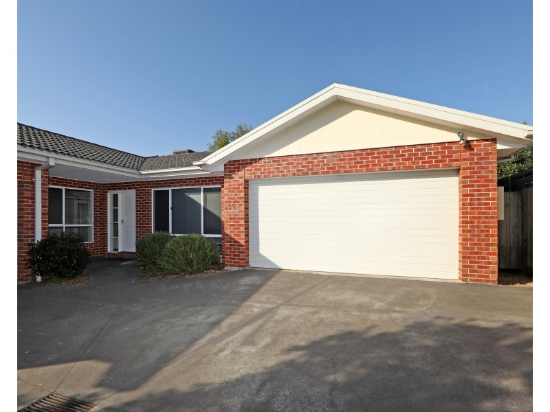 2/28 Burchall Crescent, Rowville VIC 3178